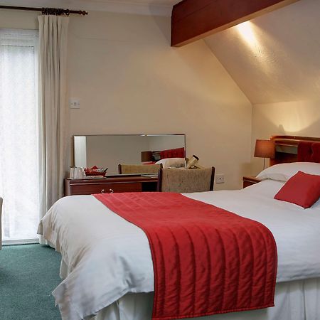 The Cedars Hotel Stowmarket Buitenkant foto