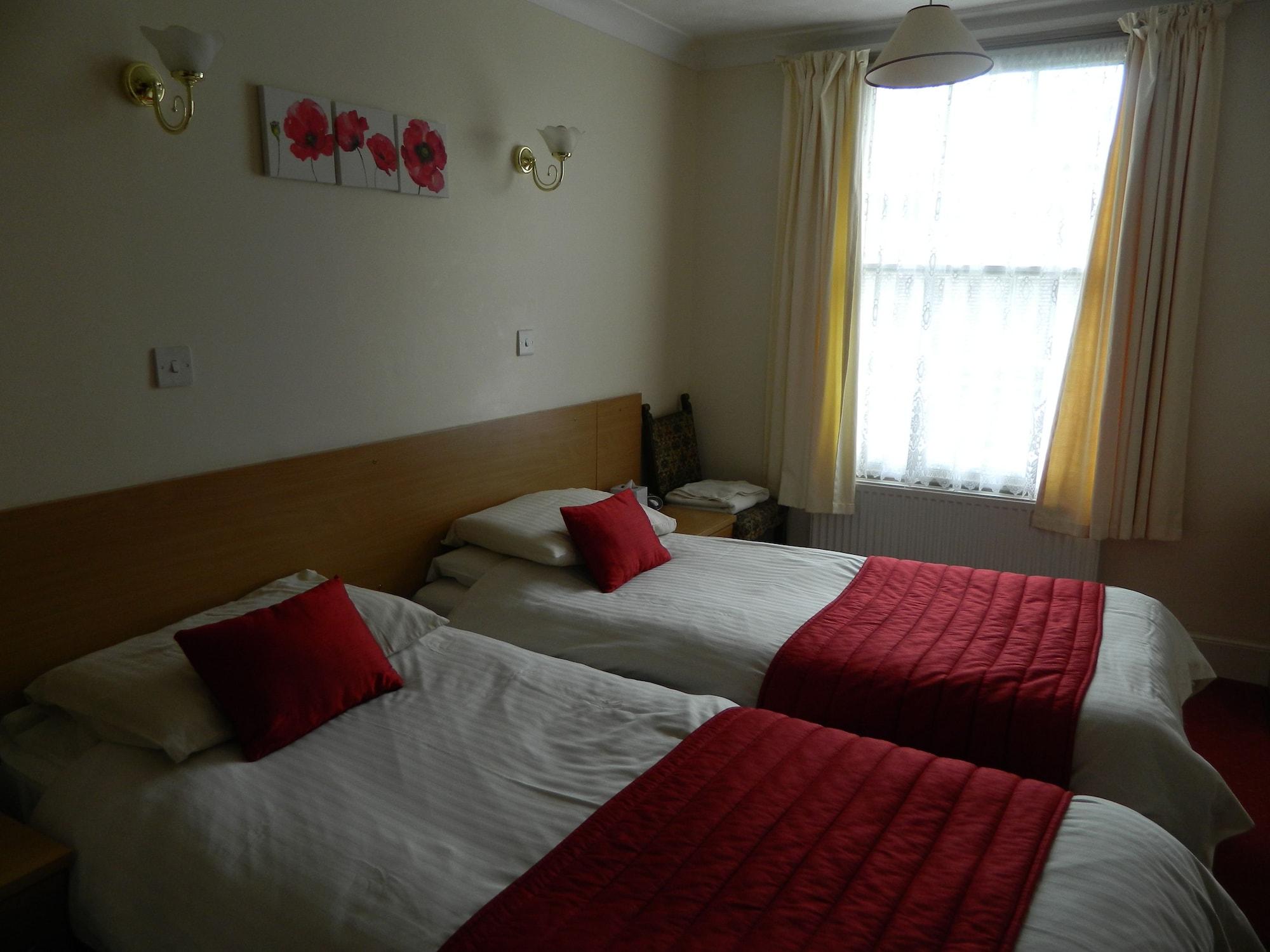 The Cedars Hotel Stowmarket Buitenkant foto