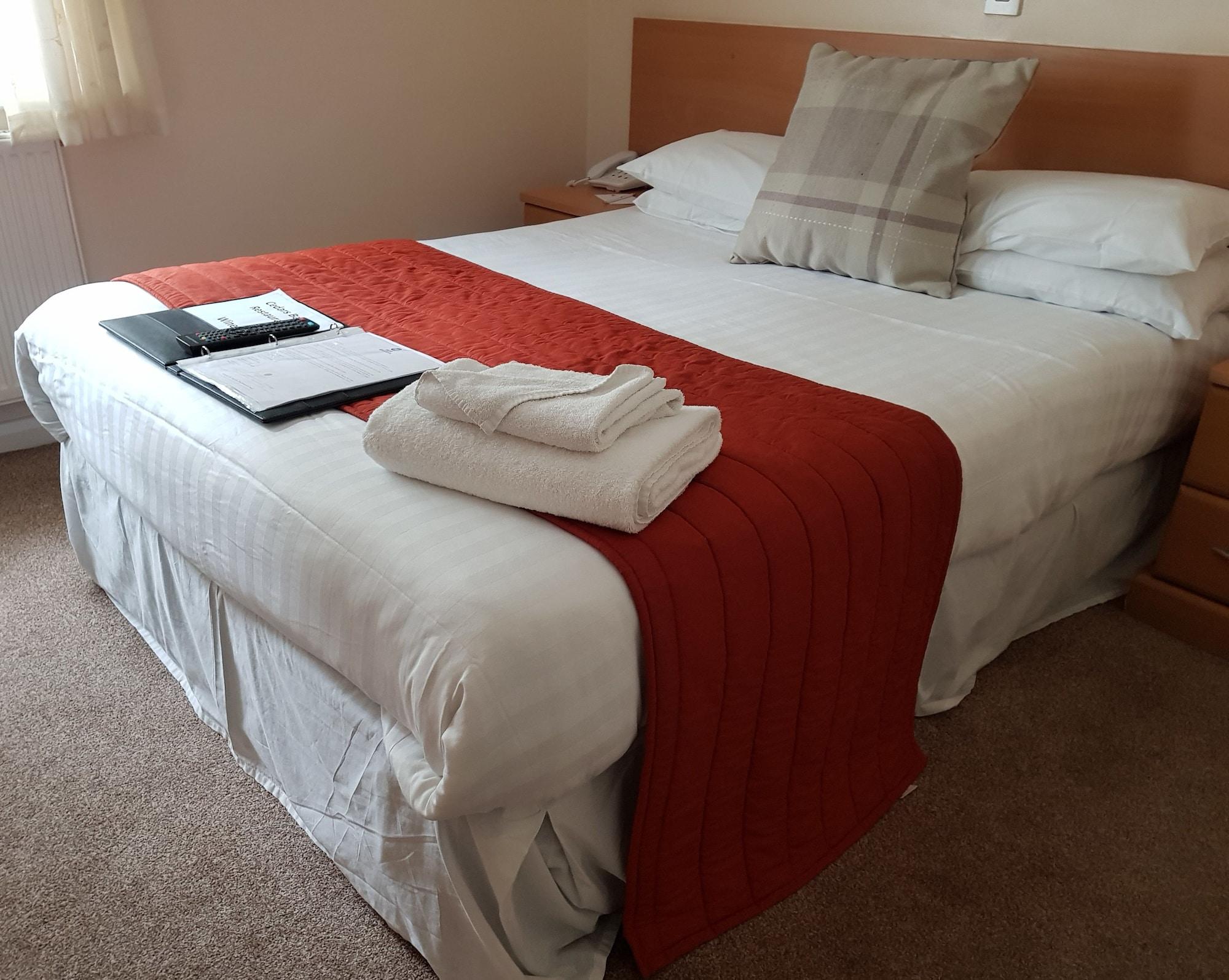 The Cedars Hotel Stowmarket Buitenkant foto
