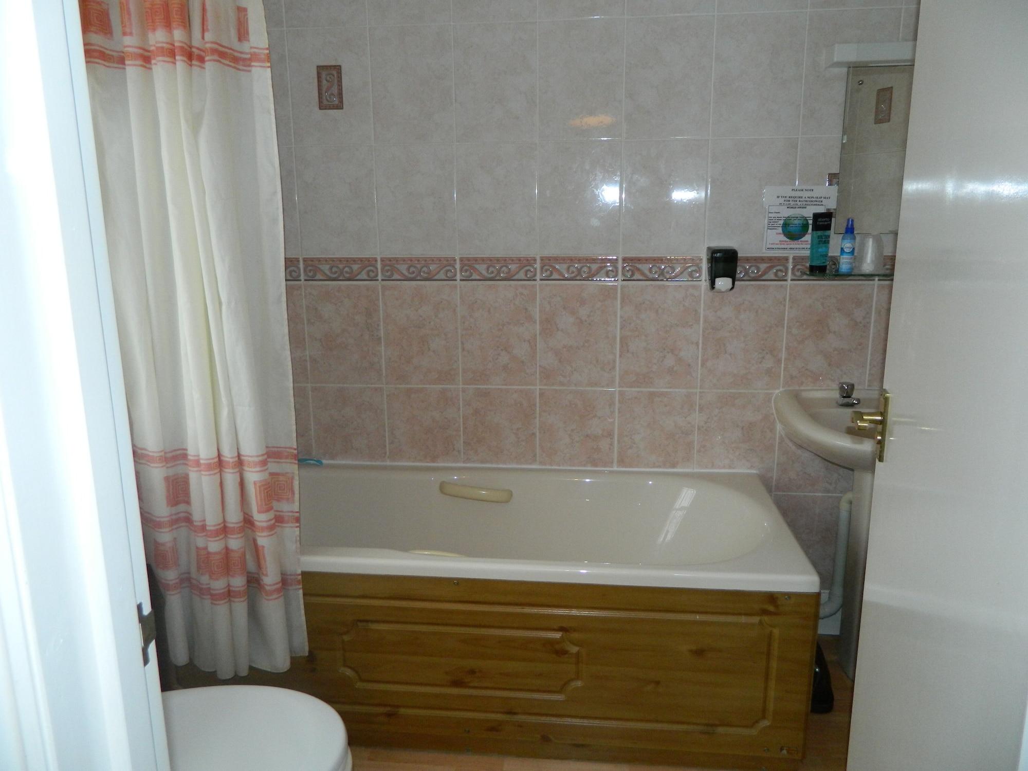 The Cedars Hotel Stowmarket Buitenkant foto