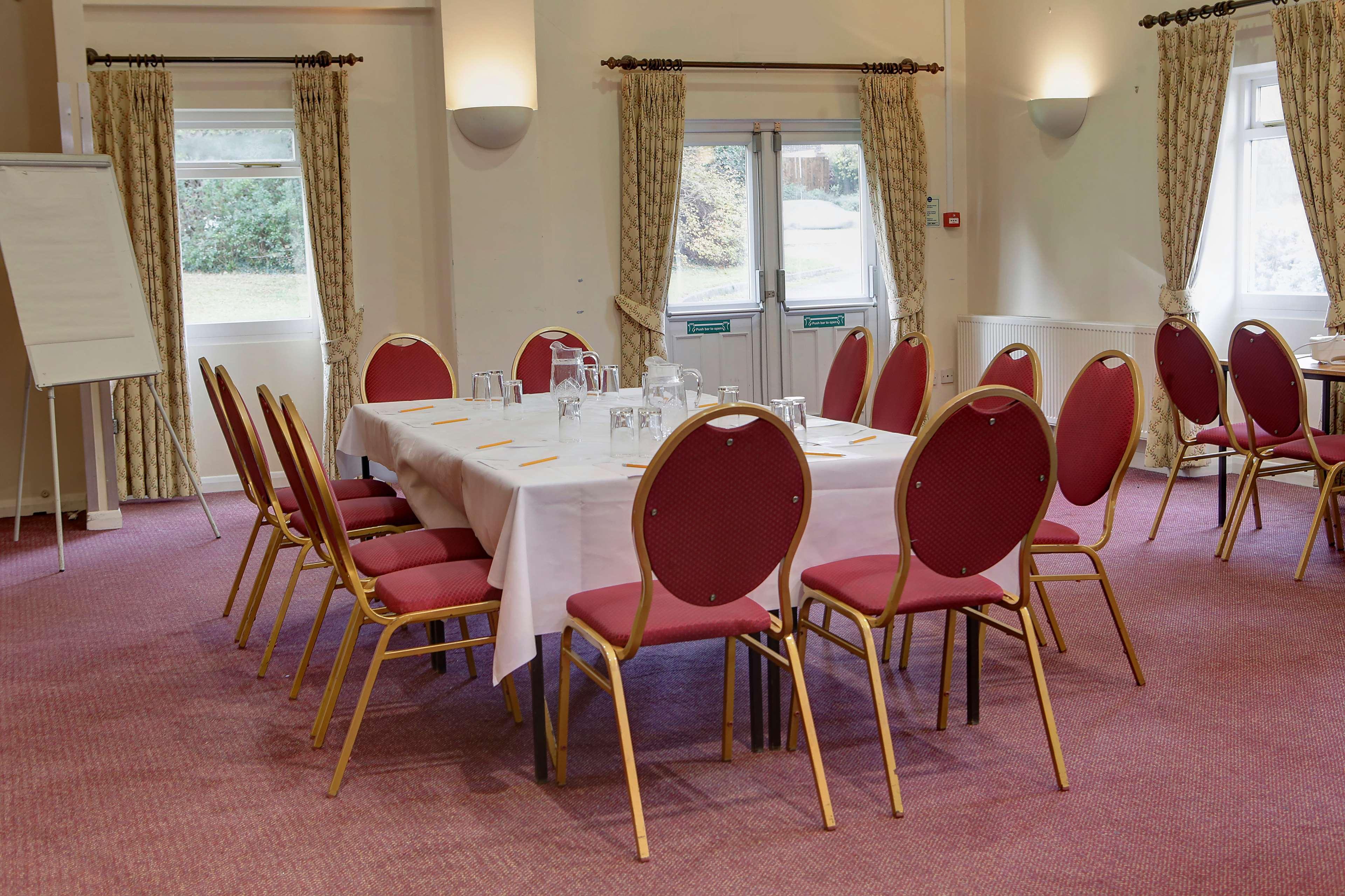 The Cedars Hotel Stowmarket Buitenkant foto